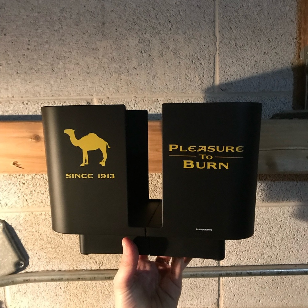 Camel 🐪 Bar Caddy 2005 - Black and Yellow - Pleasure to Burn - Since 1913 - NEW